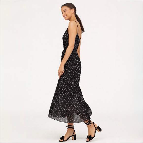 H&M Dresses & Skirts - H&M Black Floral Pleated Midi Dress Size XS Spaghetti Strap Lightweight Summer